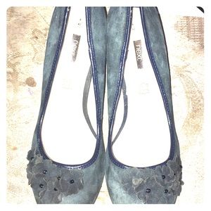 Beautiful blue shoes